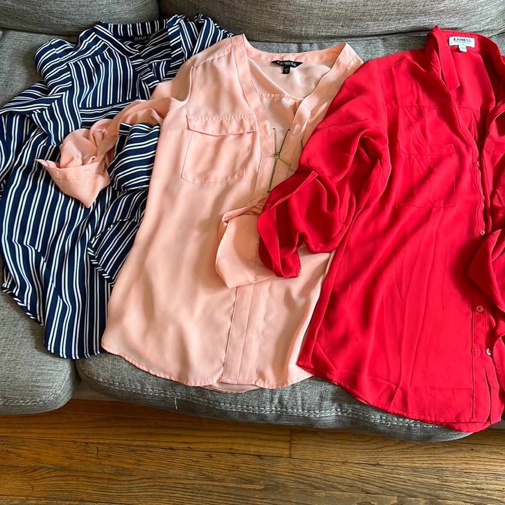 2 Women’s Express blouses and 1 Anna blouse. Set of 3 Size M